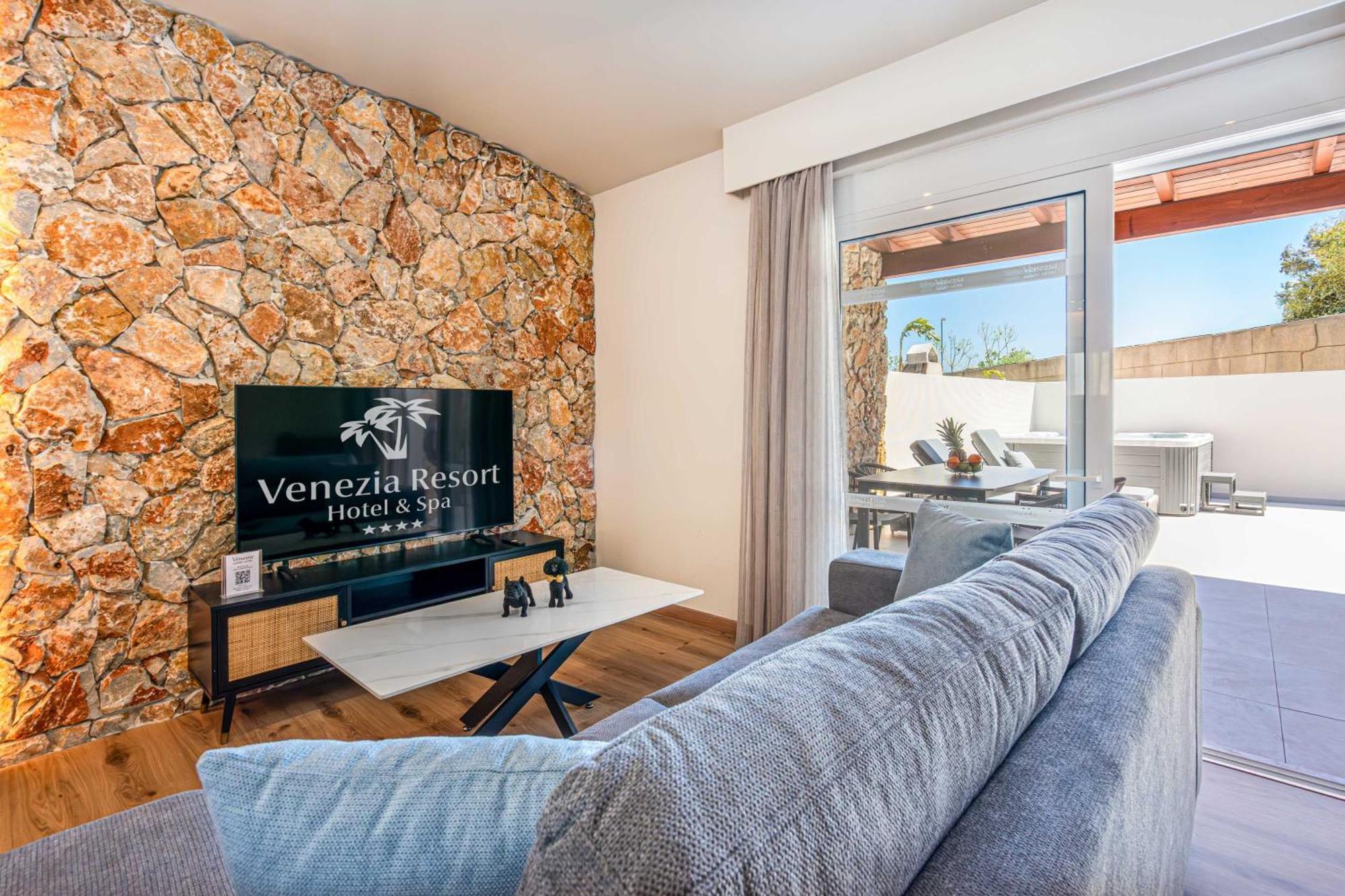 Venezia Luxury Living Villas, Фаліракі Екстер'єр фото