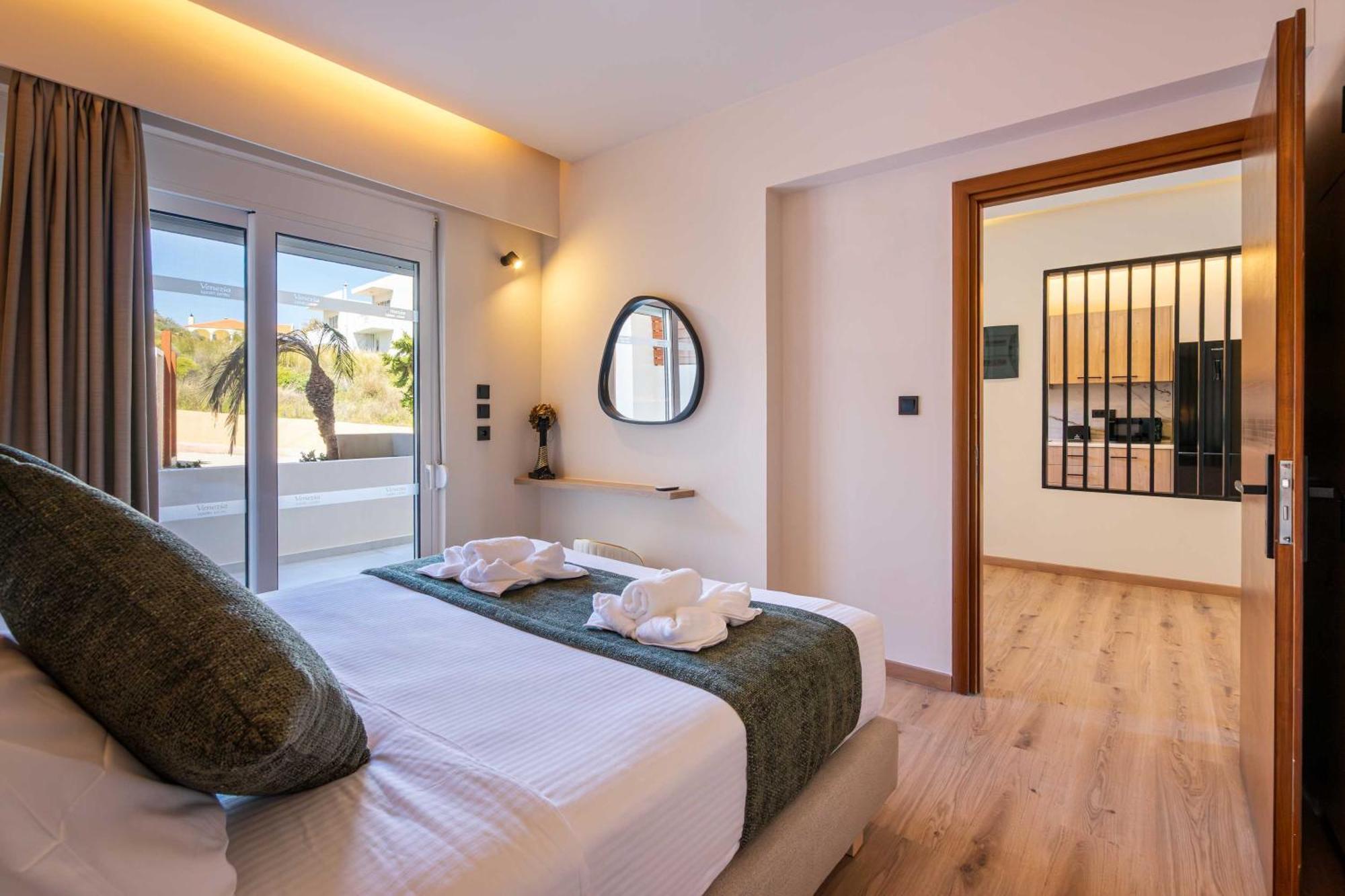 Venezia Luxury Living Villas, Фаліракі Екстер'єр фото